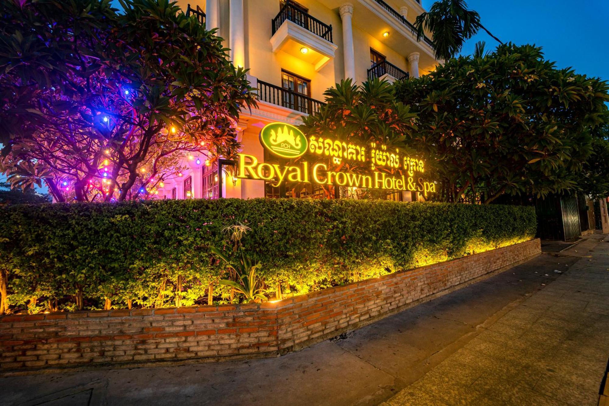 Royal Crown Hotel Siem Reap Exterior photo